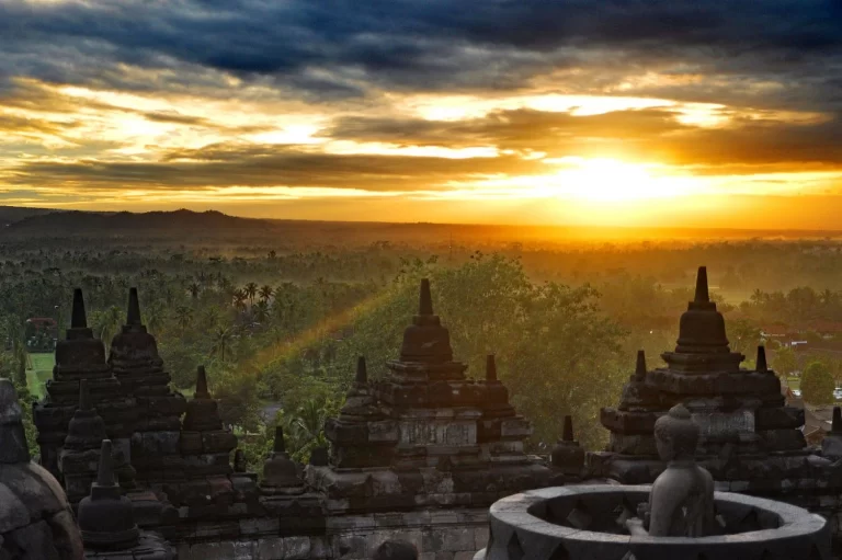 Read more about the article Exploring the Magnificent Borobudur